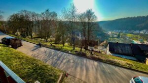 Klasse Hang-Baugrundstück in Aussichtslage für 1-2 FH oder Doppelhaus